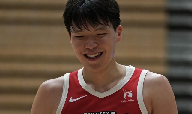 世界杯官方app下载-队记：如果杨瀚森入选G联赛队参加全明星新秀赛，我一点都不感到惊讶