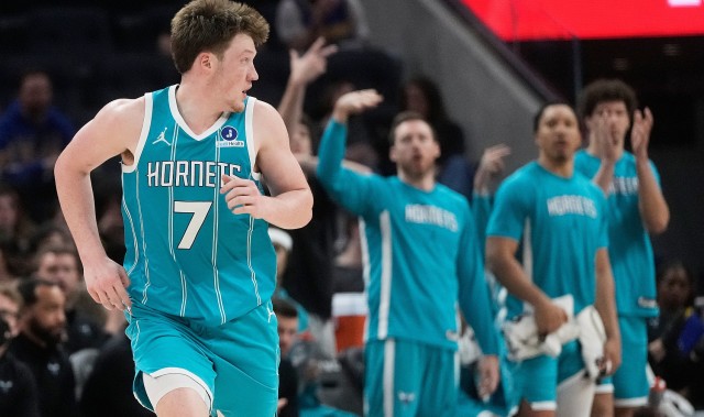 世界杯手机观看-NBA彩经：76人击退尼克斯 森林狼拿下勇士 湖人终结独行侠连胜